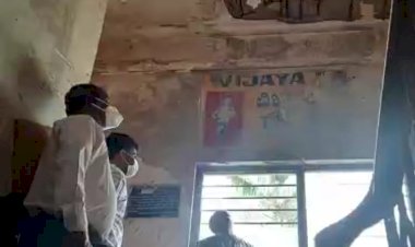 ಹುಬ್ಬಳ್ಳಿ: ಅಪಾಯಕ್ಕೆ ಆಹ್ವಾನಿಸುವ ಪಾಲಿಕೆ ಕಟ್ಟಡ: ಅಪಘಾತಕ್ಕೆ ಮುನ್ನವೇ ಎಚ್ಚೇತ್ತುಕೊಂಡ ಪಾಲಿಕೆ...!