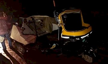 ಧಾರವಾಡ: ಚಾಲಕನ ನಿಯಂತ್ರಣ ತಪ್ಪಿ ಡಿವೈಡರ್ ಗೆ ಗುದ್ದಿದ ಆಟೋ