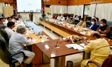 ಒಮಿಕ್ರಾನ್ ಕಂಟಕ : ಮದುವೆಗೆ 500 ಜನಕ್ಕೆ ಮಾತ್ರ ಅವಕಾಶ,ಹಲವು ಕಠಿಣ ನಿಯಮ ಜಾರಿ