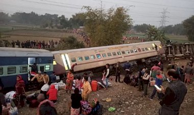 ಹಳಿ ತಪ್ಪಿದ ರೈಲು ; ಮೂವರ ಸಾವು,ಹಲವರಿಗೆ ಗಾಯ