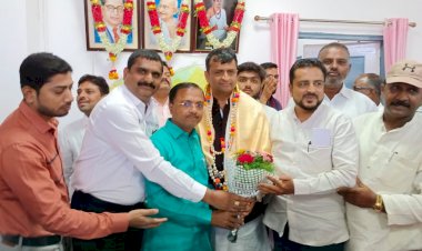 ಅಂಜುಮನ್ ಶಿಕ್ಷಣ ಮಂಡಳಿ ವತಿಯಿಂದ ನೂತನ ಹುಡಾ ಅಧ್ಯಕ್ಷರಿಗೆ ಸನ್ಮಾನ