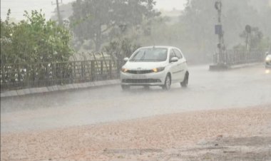 ಬೀದರ್‌ : ನಗರ ಸೇರಿದಂತೆ ಜಿಲ್ಲೆಯ ಹಲವೆಡೆ ಗುಡುಗು, ಮಿಂಚು ಸಹಿತ ಭಾರಿ ಮಳೆ