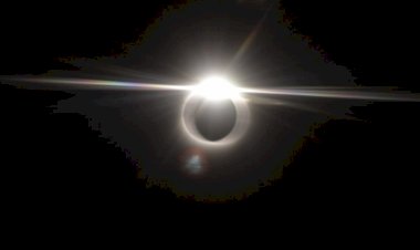 ಸಂಪೂರ್ಣ ಸೂರ್ಯ ಗ್ರಹಣ ಎದುರಿಸಲು ಉತ್ತರ ಅಮೆರಿಕ ಖಂಡದಲ್ಲಿ ಭಾರೀ ಸಿದ್ಧತೆ - ಅಂದು ಶಾಲೆಗಳಿಗೆ ರಜೆ