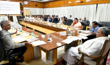 ಬೆಂಗಳೂರು : ಫೆಬ್ರವರಿ 10ರ ಒಳಗಾಗಿ ನಿಗದಿತ ಅವಧಿಯಲ್ಲಿ ಖಾತಾ ನೀಡುವ ಪ್ರಕ್ರಿಯೆ ಪೂರ್ಣಗೊಳಿಸಬೇಕು - ಸಿಎಂ ಸೂಚನೆ