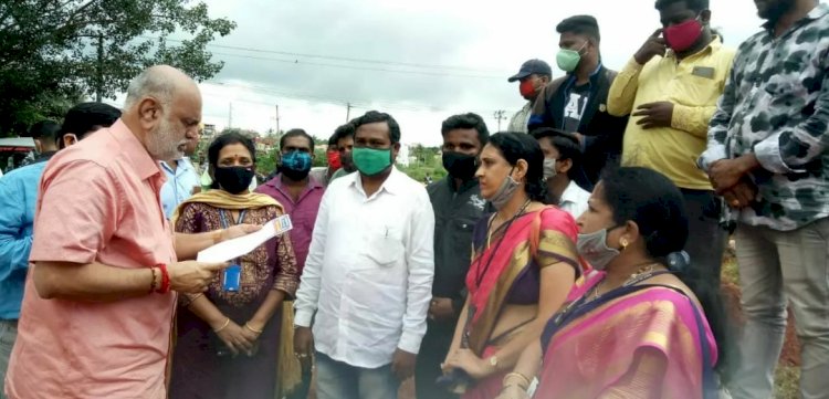 ಅಟೋ ಟಿಪ್ಪರ್ ವಾಹನ ಚಾಲಕರನ್ನು ಮರು ಕೆಲಸಕ್ಕೆ ತೆಗೆದುಕೊಳ್ಳಿ ಎಂದು ಸಚಿವ ಶಿವರಾಮ ಹೆಬ್ಬಾರಿಗೆ ಮನವಿ