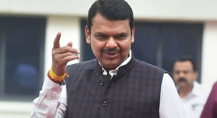 ಬ್ರೇಕಿಂಗ್ : ದೇವೇಂದ್ರ ಫಡ್ನವಿಸ್ ಪೊಲೀಸ್ ವಶಕ್ಕೆ