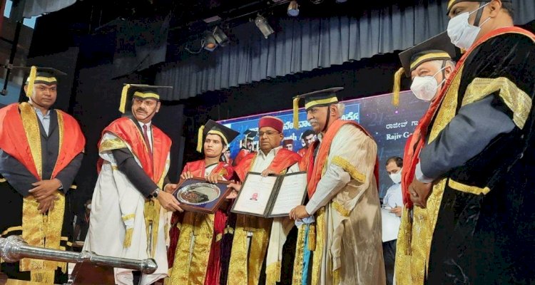ಬೆಂಗಳೂರು ವಿಶ್ವವಿದ್ಯಾಲಯದ 56ನೇ ಘಟಿಕೋತ್ಸವ: ಮೂವರಿಗೆ ಗೌರವ ಡಾಕ್ಟರೇಟ್ ಪದವಿ ಪ್ರದಾನ