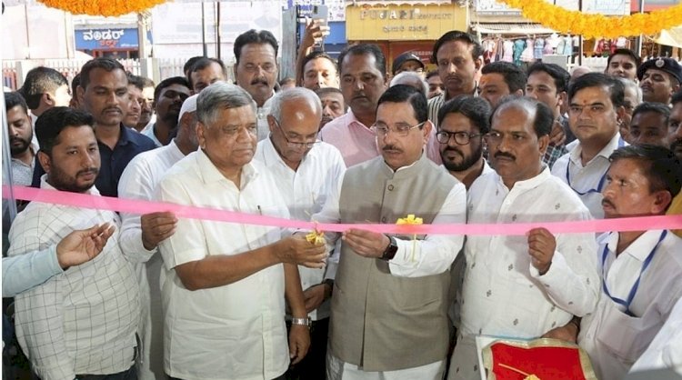 ಹುಬ್ಬಳ್ಳಿ: ನವೀಕೃತ ಜನತಾ ಬಜಾರ್ ಲೋಕಾರ್ಪಣೆ