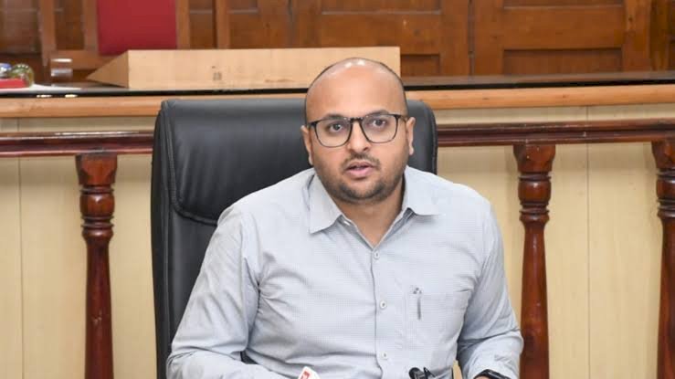 ಧಾರವಾಡ ಜಿಲ್ಲಾಧಿಕಾರಿ ಗುರುದತ್ತ ಹೆಗಡೆ ವರ್ಗಾವಣೆ