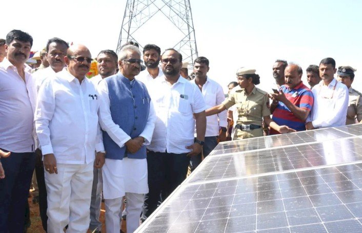 ತುಮಕೂರು : ಸೌರಶಕ್ತಿ ಮೂಲಕ ಹಗಲಿನಲ್ಲಿ ರೈತರಿಗೆ ವಿದ್ಯುತ್ ಪೂರೈಕೆ - ಸಚಿವ ಕೆ.ಜೆ. ಜಾರ್ಜ್