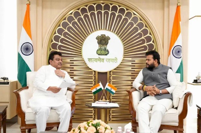 ಹುಬ್ಬಳ್ಳಿ, ಬೆಳಗಾವಿ ಏರ್‌ಪೋರ್ಟ್‌ ಮೇಲ್ದರ್ಜೆಗೇರಿಸಿ - ವಿಮಾನಯಾನ ಸಚಿವರಿಗೆ ಎಂ.ಬಿ ಪಾಟೀಲ್ ಮನವಿ
