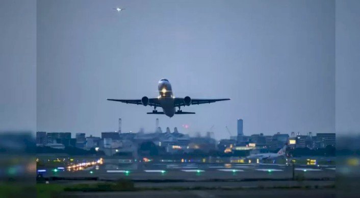 ಇರಾನ್-ಇಸ್ರೇಲ್ ಸಂಘರ್ಷದ ಬಿಸಿ: ವಿಮಾನ ಹಾರಾಟಕ್ಕೆ ಬ್ರೇಕ್, ಪ್ರಯಾಣಿಕರಿಗೆ ಆತಂಕ!