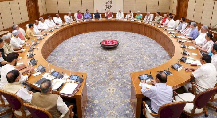 ನಾಳೆ ಪ್ರಧಾನಿ ಮೋದಿ ನೇತೃತ್ವದಲ್ಲಿ ತುರ್ತು ಕ್ಯಾಬಿನೆಟ್ ಸಭೆ: ದೇಶ ಕುತೂಹಲ!